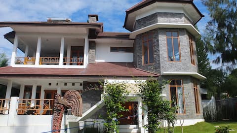 Villa with great view and hiking
