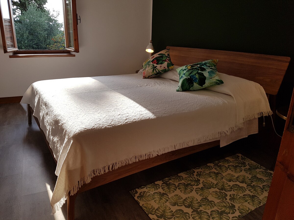 двойна спалня