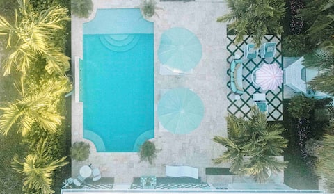 Pink Palm Beach & cottages - 6 Bedrooms- sleeps 12
