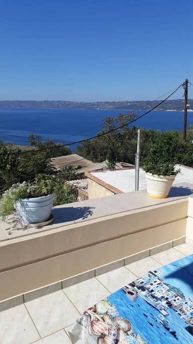 LIVING ROOM BALCONY