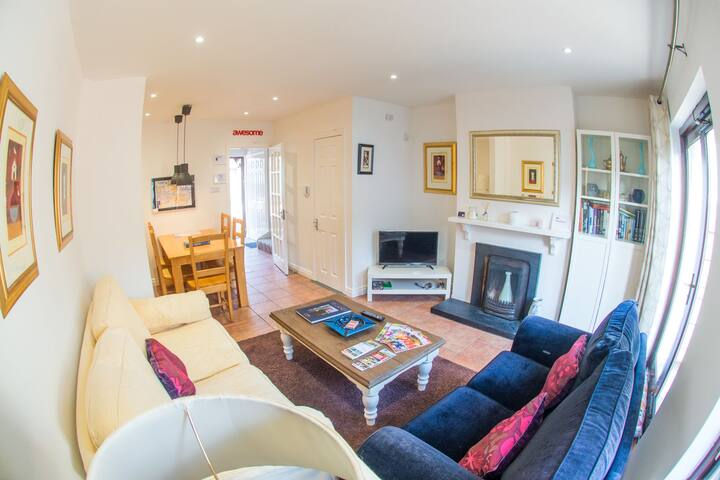 Private access, 6 Guests in Dublin’s Old Town gallery image 4