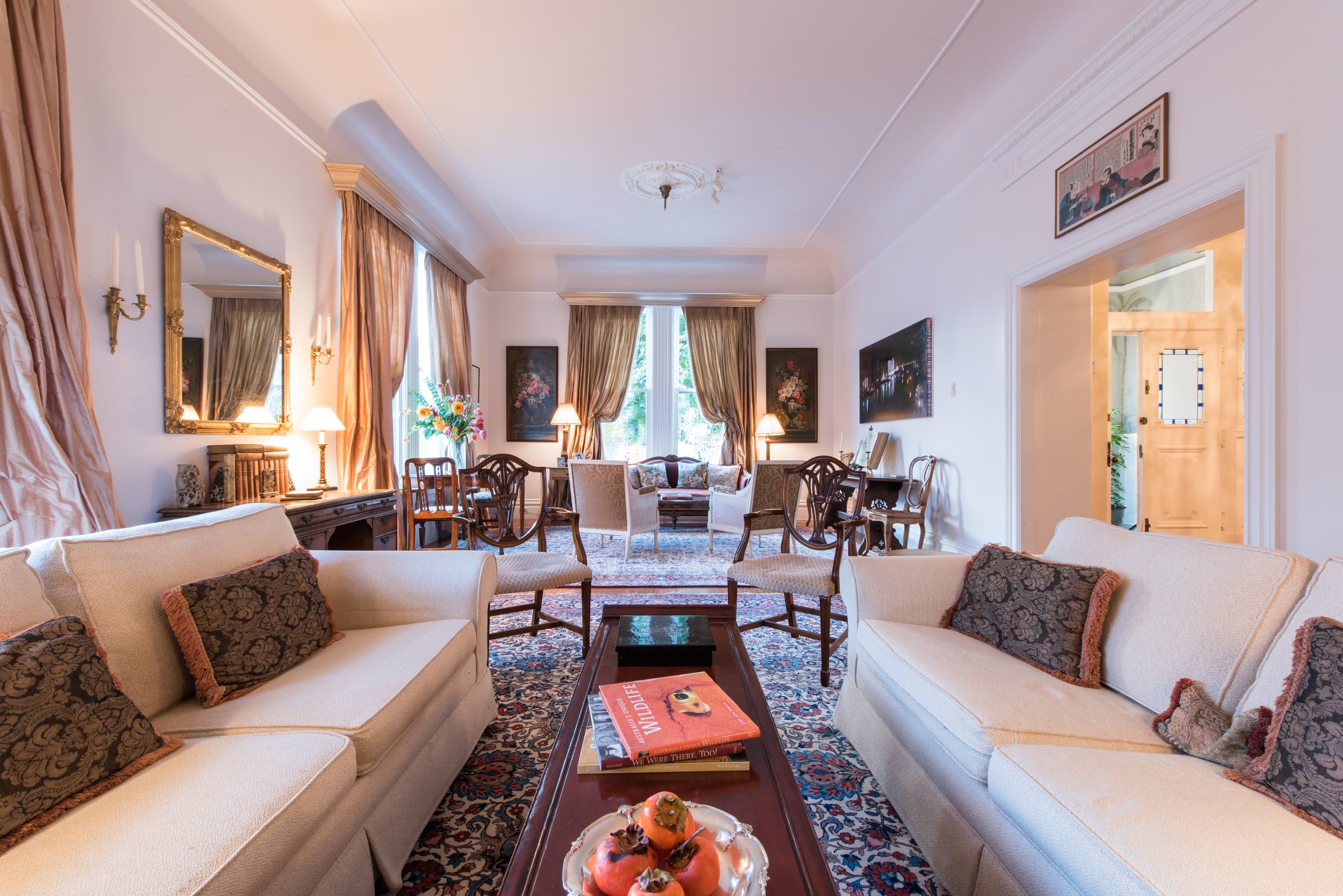 Home in San Francisco · ★4.96 · 6 bedrooms · 8 beds · 4.5 baths - Image 7