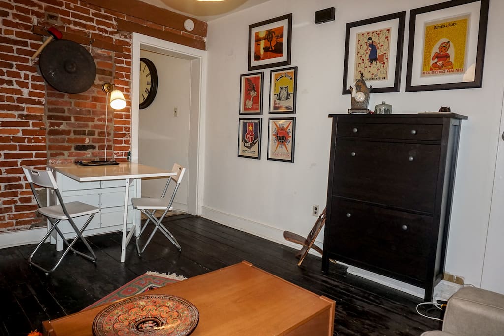 Living Room (table folds into 6' long w/ 4 chairs) (1st floor)