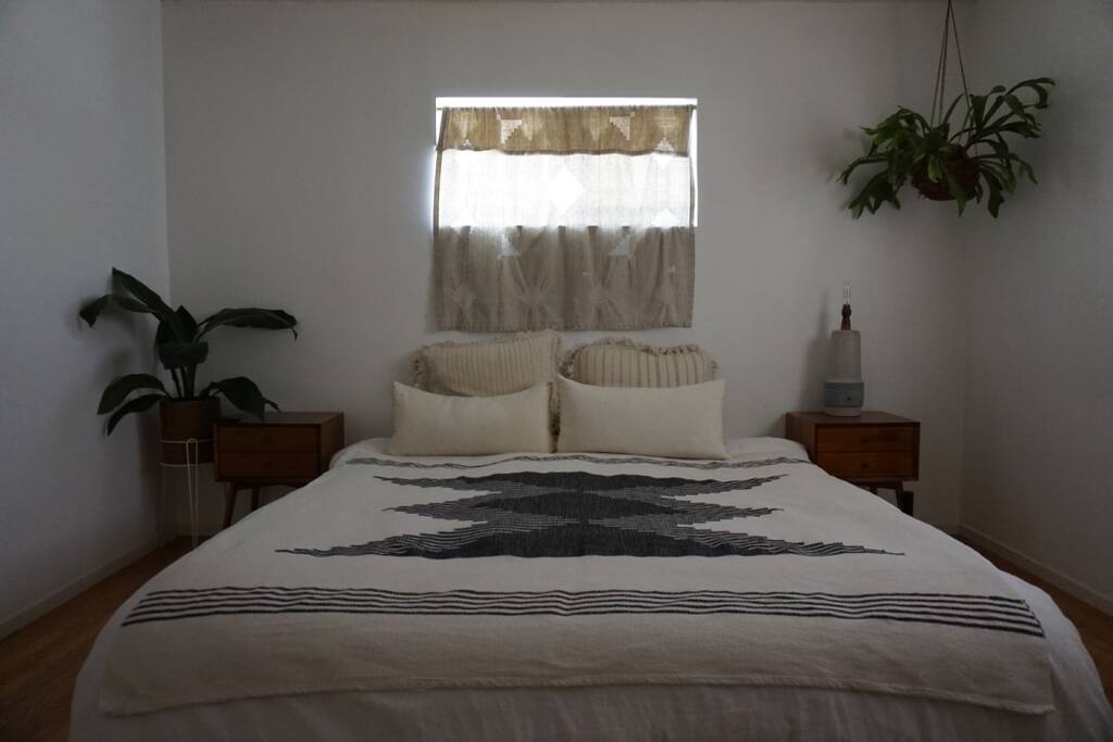 Master Bedroom/California King Bed