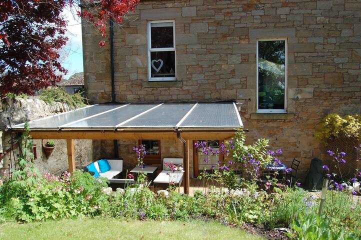 Private, convenient room in Cupar, near St Andrews