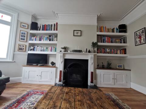 Four bedroom family home in leigh-on-sea