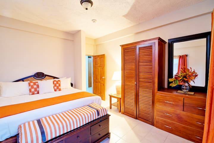 Kingsize Bed and more than enough closet space in this Sunset Bedroom with a sensual appeal.