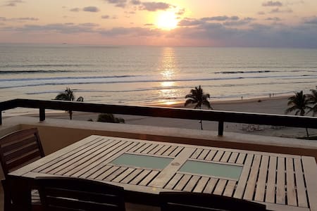 ♦Frente Playa ♦Extraordinaria Vista al mar ♦Seguro