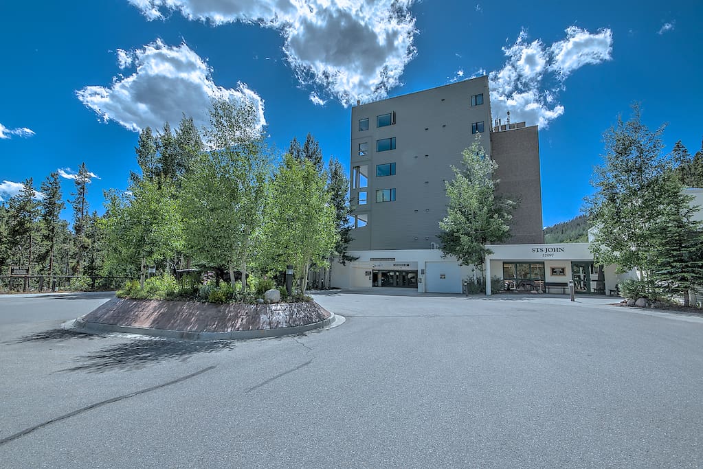 Entry to Complex