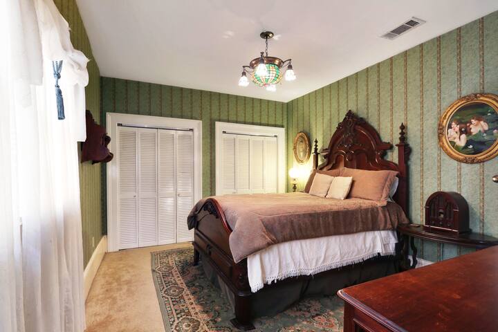 Two Bedroom Suite gallery image 2