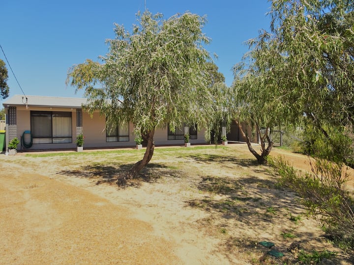 Costeño Beach House Binningup Houses for Rent in Binningup, Western