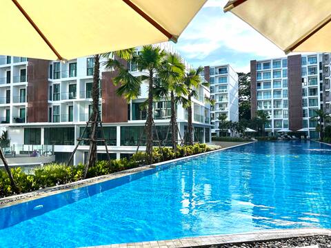 central festival Pool View Large Two Bedroom Luxury Pool Resort Community Room Clean Items 6195