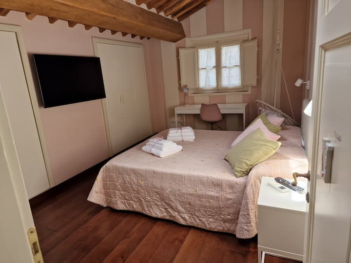 Dhomë dyshe 3 kati i parë