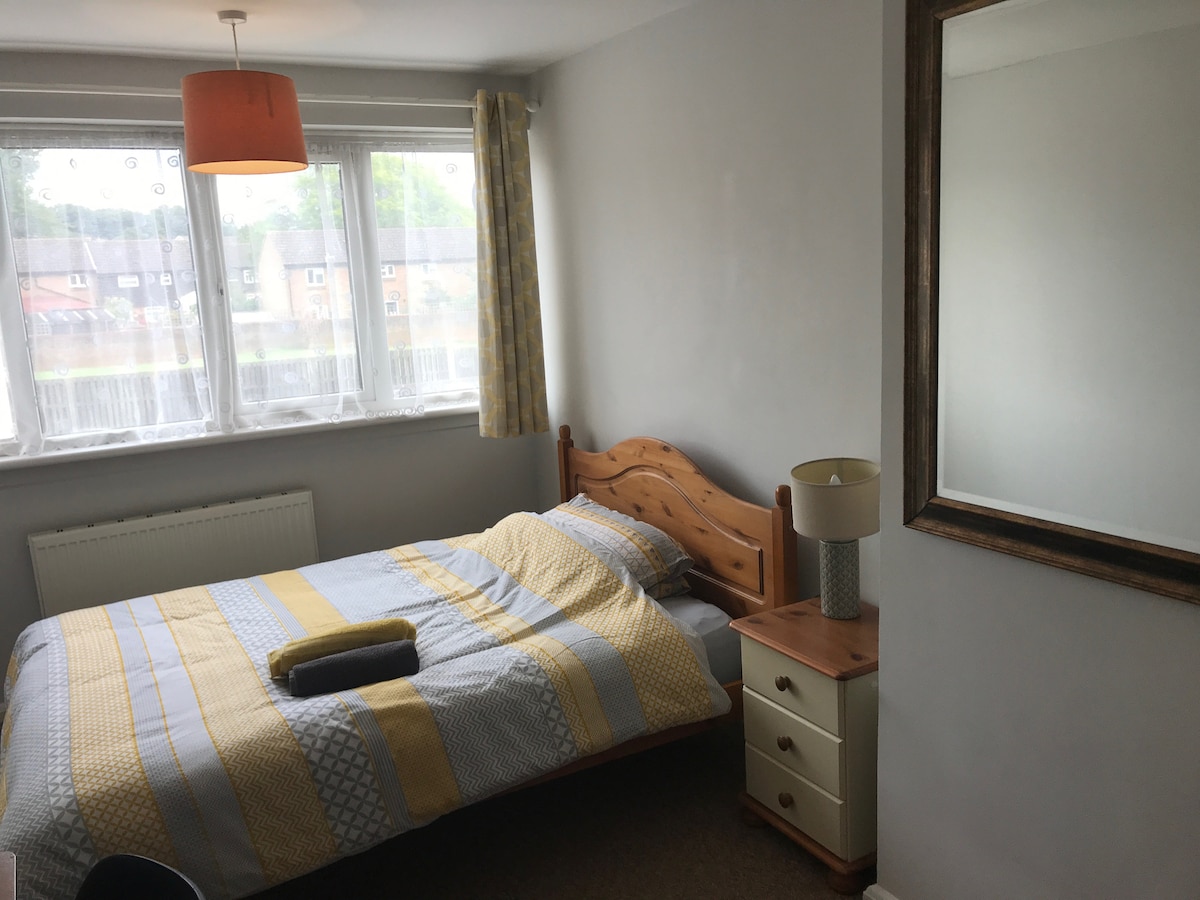 Airy, pili kubwa chumba cha kulala mara mbili