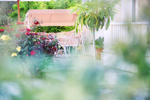 Spacious Apt near centre of Trogir