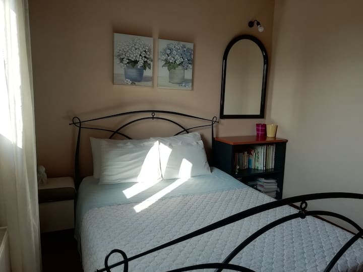 Zweites Schlafzimmer,lass die Sonne herein!