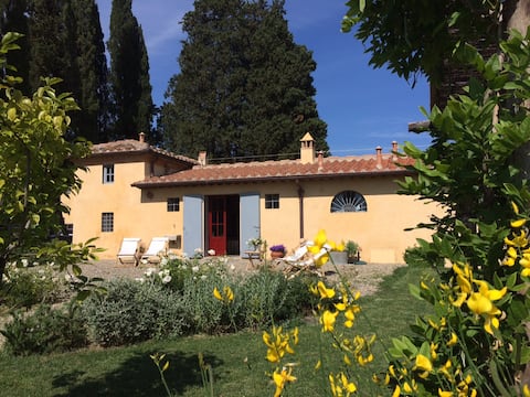 Farmhouse I CACHI - Chianti Tuscany, pool & ten