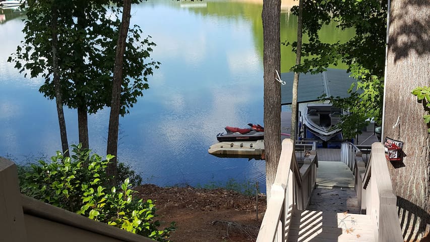 Peaceful Nottely Lake Private Suite