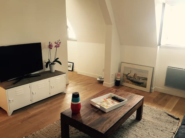 F2 in the centre of Deauville