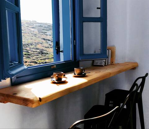 La Maison Bleue | Unique Sifnian House in Kastro
