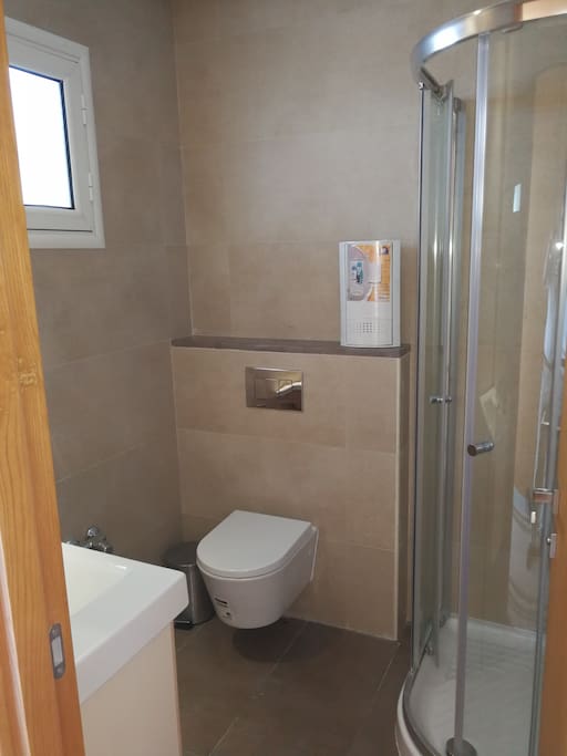 Douche+Toilette/Shower+WC