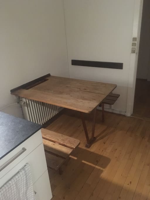 Spisebord/køkken fælles