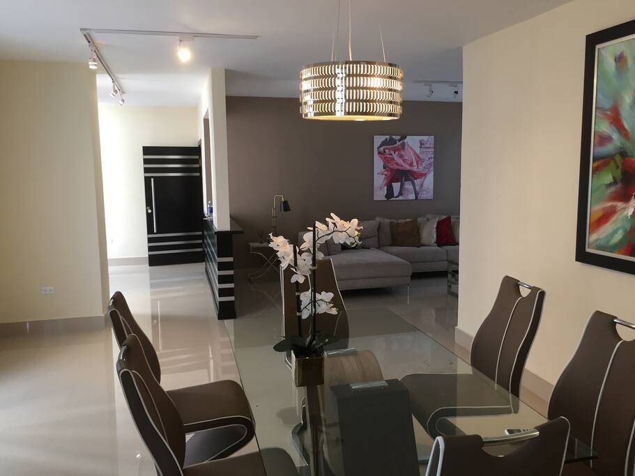 AN OPEN LIVING ROOM