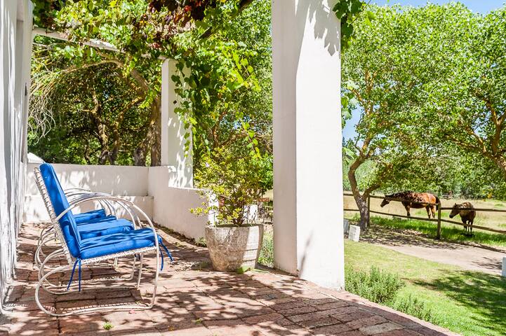 Natte Valleij Farm Vineyard Cottage Cottages For Rent In