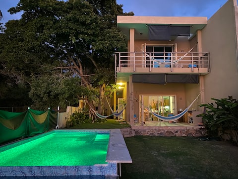 Casa Flor- Beautiful oceanfront view.