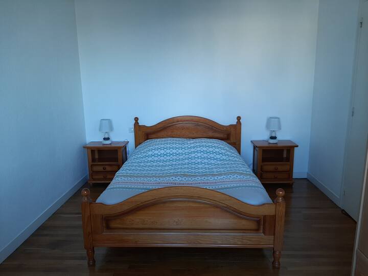 Bedroom 2, 1st floor