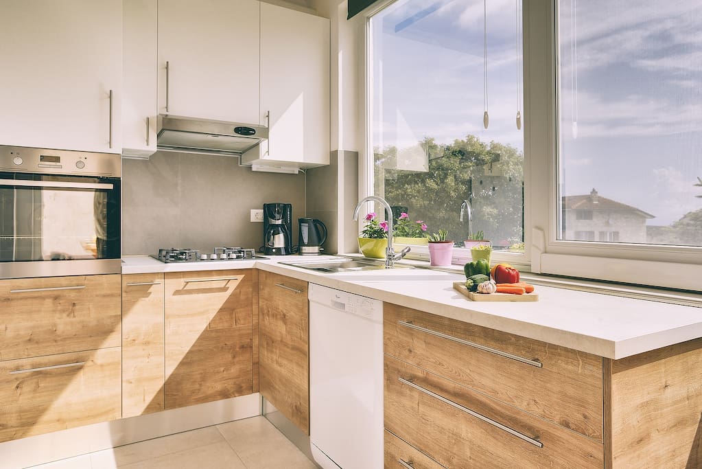 Fully equipped kitchen