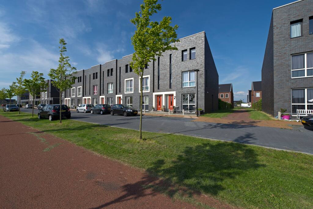 parkeren voor de deur