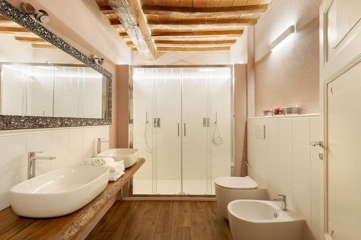 Abbadia San Salvatore Vacation Rentals & Homes - Tuscany, Italy | Airbnb