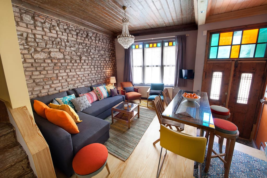 Recently restored beautiful home that sleeps 6