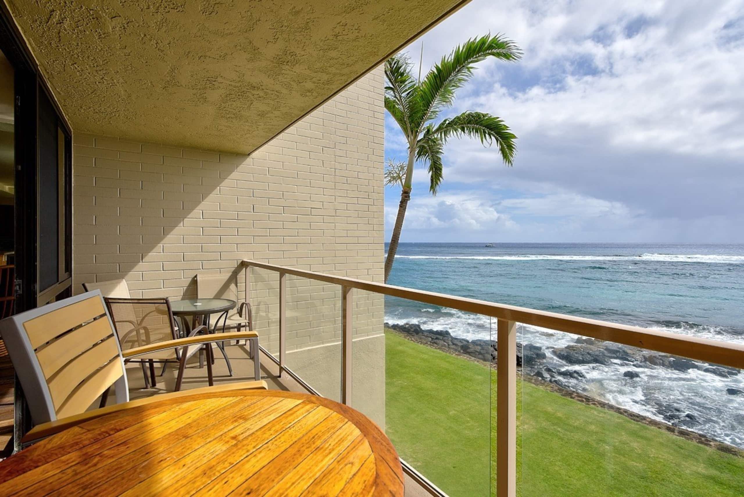 Ocean Front, Kuhio Shores, 30 ft to the water A/C - Photo 19