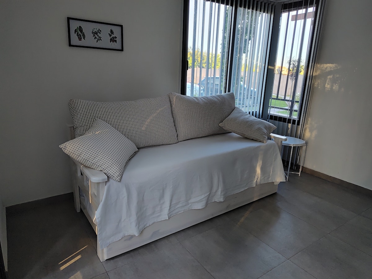 Top performing Airbnb: Don Edmundo Complex, Apartment C in Departamento Luján De Cuyo