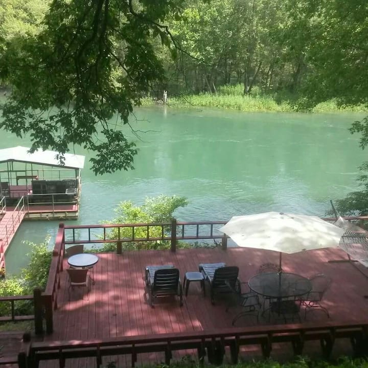 Layze River House Relax & Enjoy! Cabins for Rent in Heber Springs