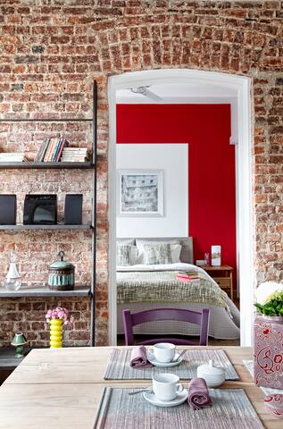 Rooftop terrace, tower& water views gallery image 2