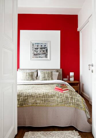 Rooftop terrace, tower& water views gallery image 3