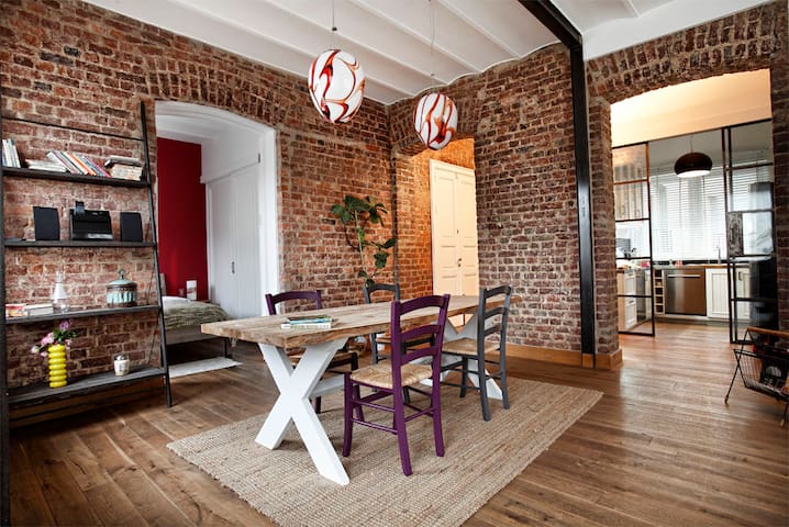 Rooftop terrace, tower& water views