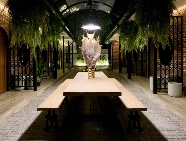 7 bedrooms with shared kitchen near Thonglor BTS gallery image 3