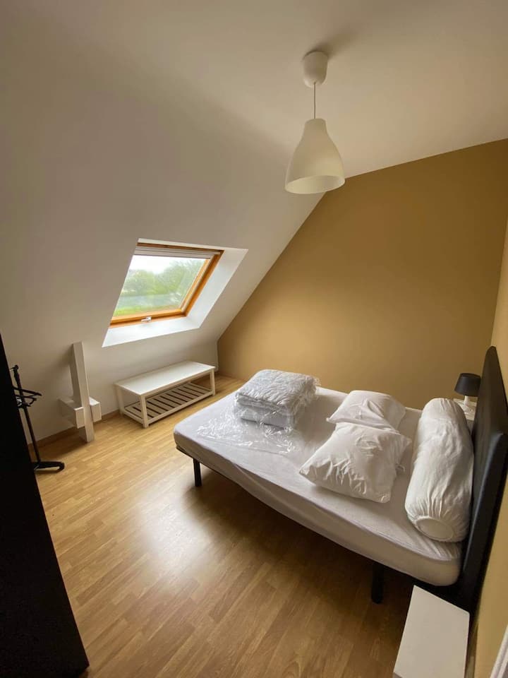 mkuu wa chumba cha juu cha nyumba