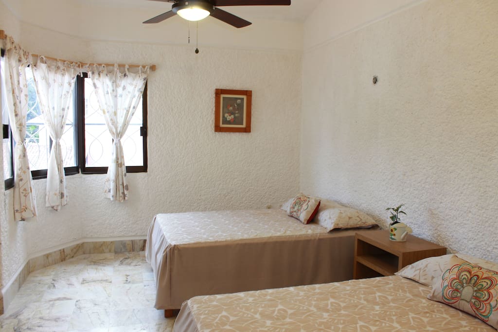Habitacion 1 / Room 1