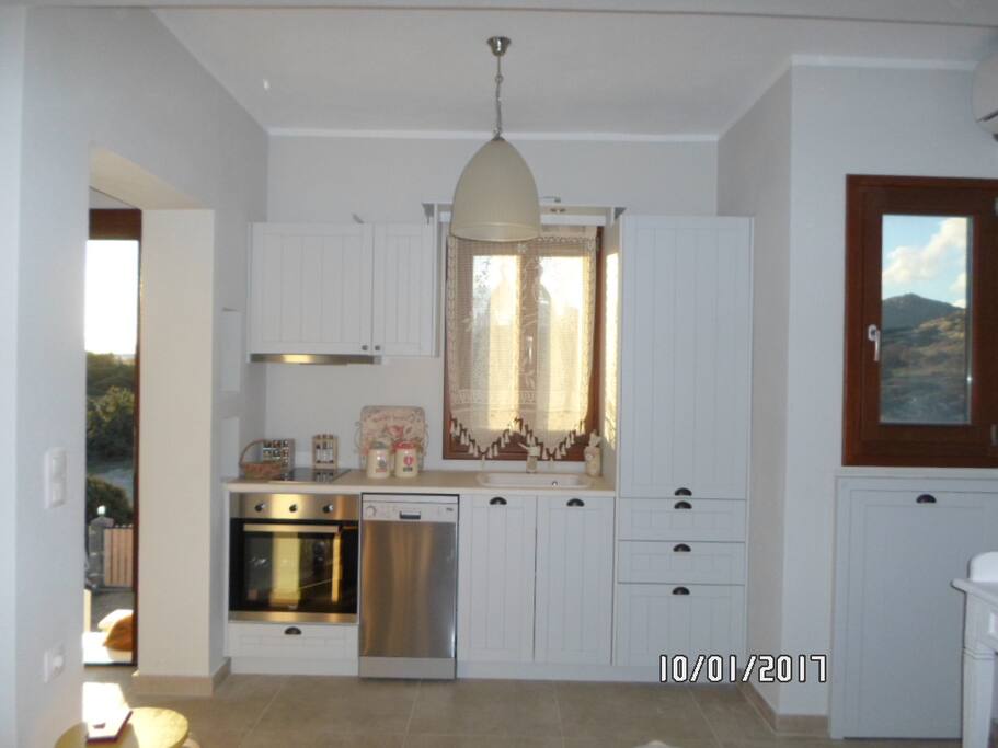 kitchen,refrigerator,dishwasher