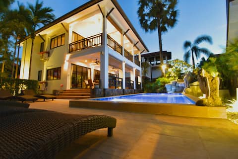 Great Pool Villa on Malee Beach for up to 8 pax