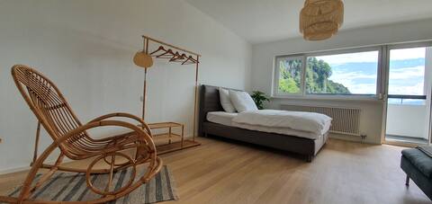 Bird's eye view 75 - 8th floor 3BR Apt. 100qm