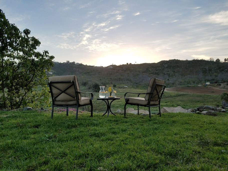 Evening sunsets are sureal. Nothing better than enjoying fresh lemon water and a magical sunset.