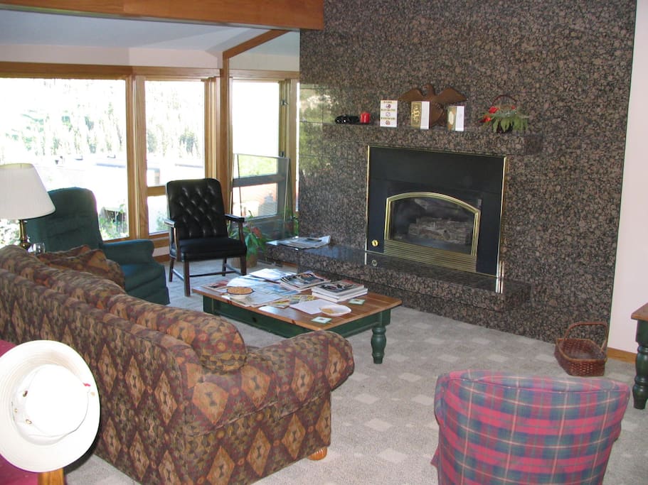 Living area next to the kitchen.