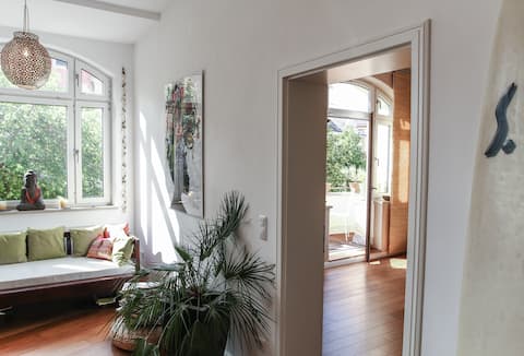 Top Airbnb: Hole apartment in the beautiful Bismarckviertel in Augsburg