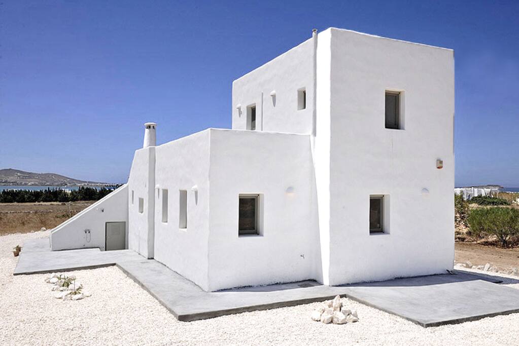 The whole view of the house